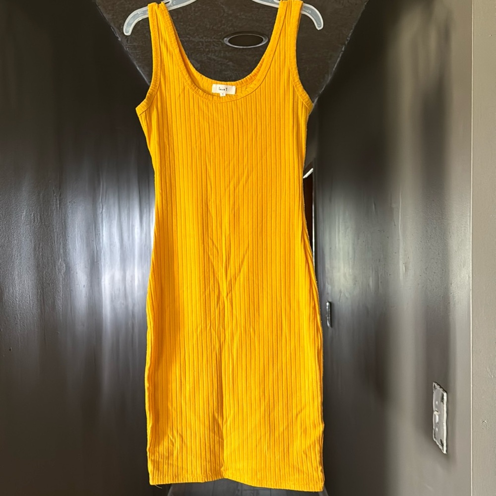 💛 YELLOW TANK DRESS SIZE SMALL